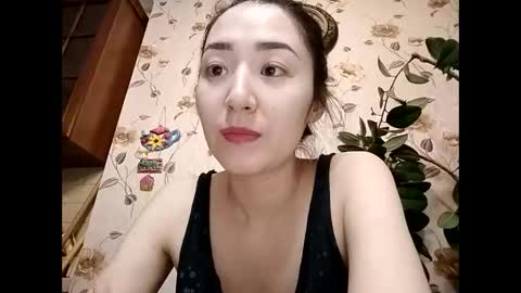 Effy online show from February 9, 8:02 pm