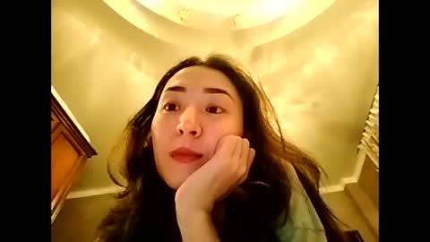 Effy online show from February 17, 1:11 pm