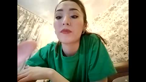 Effy online show from February 21, 2:38 pm