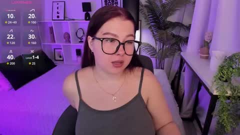 Effy online show from November 23, 1:53 pm