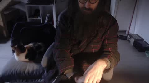 eighthundredeightyeight online show from November 24, 10:58 am