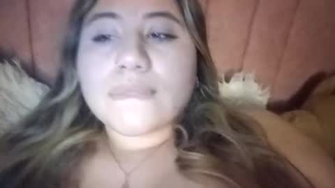 EIMY   MODEL INDEPENDENT online show from April 8, 7:11 am