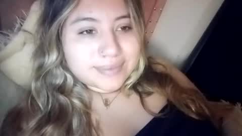 EIMY   MODEL INDEPENDENT online show from March 12, 7:01 am