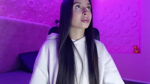 Eimy rose online show from February 26, 12:19 pm