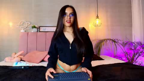Snapshot of eimy_rosse18 chatting on October 14, 10:51 am eimy_rosse18 online show from October 14, 10:51 am