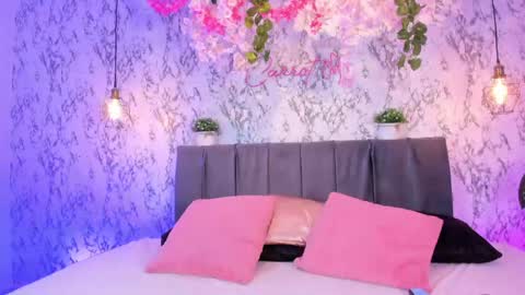 eimy_rosse18 online show from March 6, 1:21 pm