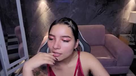 eimy_smith_b online show from February 20, 8:22 pm