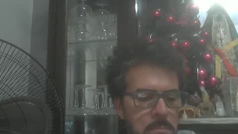 el_principe_veryhot online show from May 30, 2:21 am