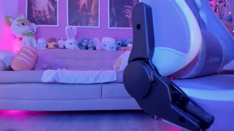 Ela online show from February 24, 6:49 am