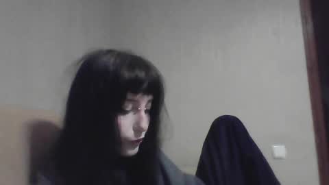 Lia online show from May 8, 5:18 pm