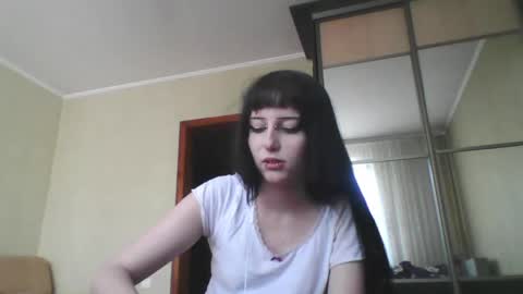 Lia online show from May 7, 12:01 pm