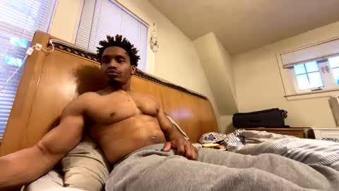 Snapshot of eldisiac chatting on February 17, 11:00 pm EL-Disiac online show from February 17, 11:00 pm