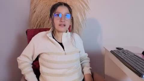 Elecktra online show from June 10, 7:57 pm