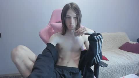 eleganc3 online show from February 10, 7:33 am