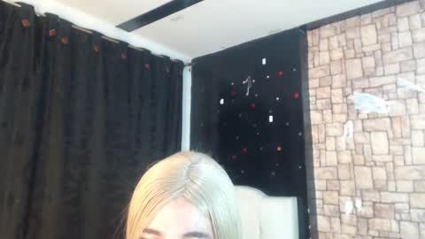 elektra_doll online show from November 20, 6:45 am