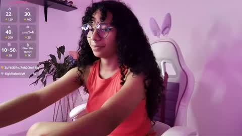Snapshot of elektra_williams chatting on March 11, 1:37 am elektra_williams online show from March 11, 1:37 am