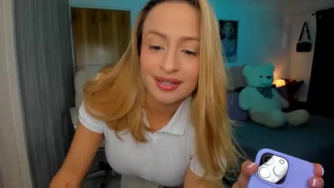 Elena online show from January 17, 9:01 pm