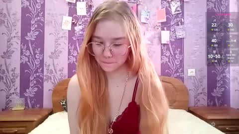 Mia online show from February 20, 4:56 am