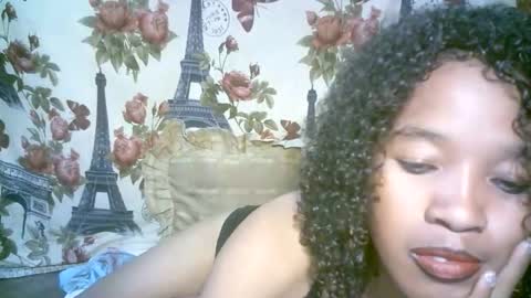 elenah013 online show from April 11, 8:18 am