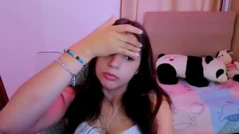 agnes online show from April 18, 7:58 pm