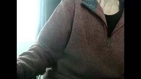 elfyonee online show from December 17, 9:39 am