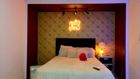 Elian online show from February 14, 10:23 pm