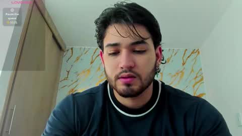 Elian online show from February 12, 3:04 pm