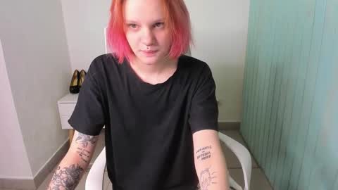 elieiza_xo online show from September 26, 3:47 am