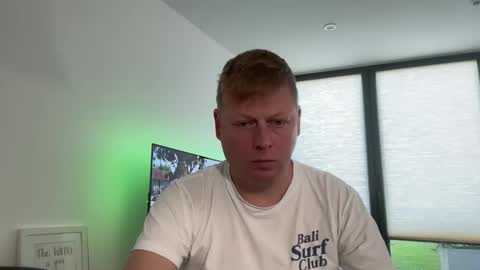 CabinCrewDrew online show from March 2, 3:08 pm