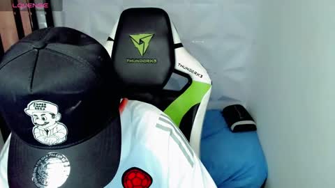 bby-santy online show from December 17, 1:16 pm