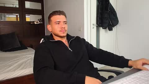 ElijahThorne online show from January 18, 6:22 am