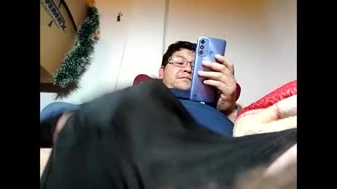 elimposstor online show from January 9, 1:18 am