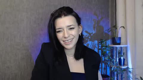 Elina online show from March 3, 12:15 am