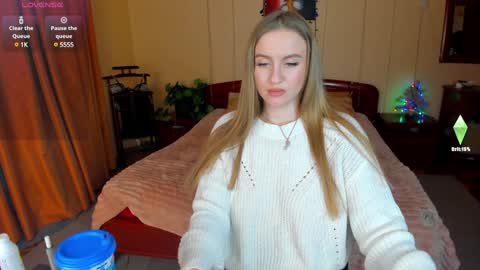 Snapshot of elinor_faith chatting on January 30, 6:43 pm elinor_faith online show from January 30, 6:43 pm