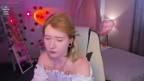 Elira Vane online show from July 7, 3:08 am