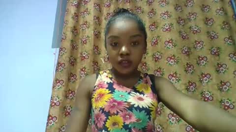 elisa531052 online show from February 23, 7:10 am