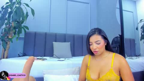 Elisa online show from March 6, 8:30 pm