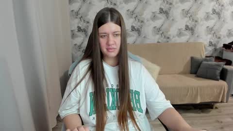 Snapshot of elisa_kollin chatting on October 17, 2:10 pm Aletta Oushen online show from October 17, 2:10 pm