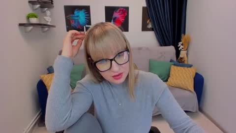 Elisabeth online show from January 26, 1:47 pm