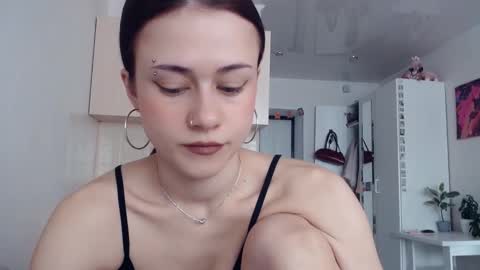 Elis online show from March 12, 7:01 am