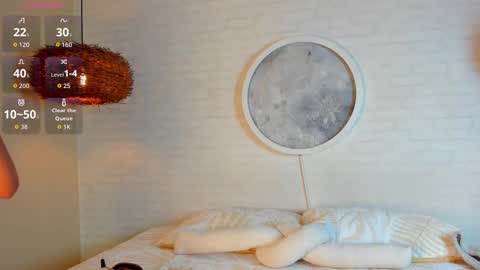 Elise diamond online show from November 6, 1:30 am