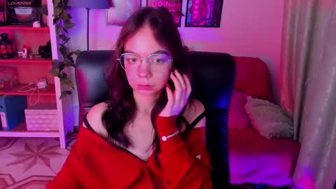 Snapshot of elise_noir chatting on October 12, 3:59 pm Elise online show from October 12, 3:59 pm