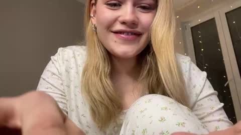 Stephanie online show from January 16, 7:12 pm