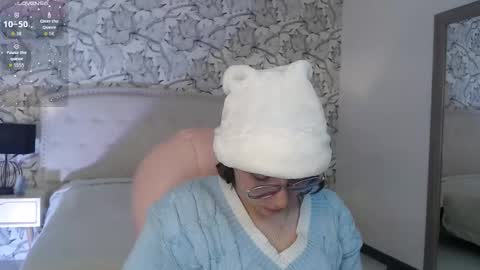 Eliza online show from November 9, 7:27 pm