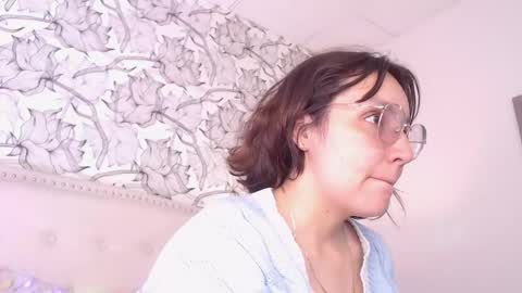 Eliza online show from December 21, 7:20 pm