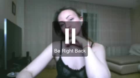 Elizabeth online show from April 4, 9:00 pm