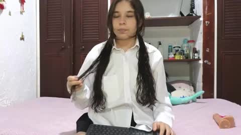 elizabeth online show from February 16, 11:26 pm