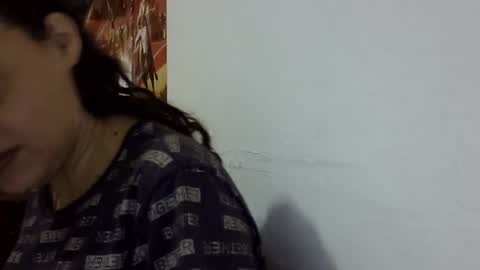 Elizabeth Martinez  online show from December 17, 3:52 pm