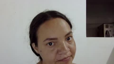 Snapshot of elizabeth_martinez_ chatting on October 7, 8:27 pm Elizabeth Martinez online show from October 7, 8:27 pm