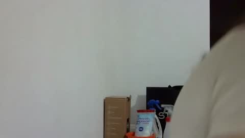 Elizabeth Martinez  online show from November 14, 1:35 pm